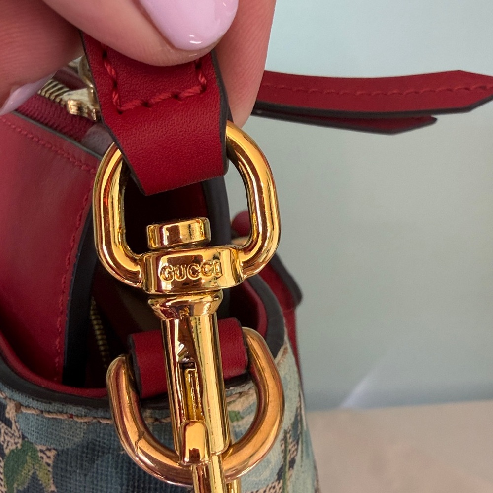 Gucci Bloom Satchel Bag with Crossbody Strap - Picture 7 of 14